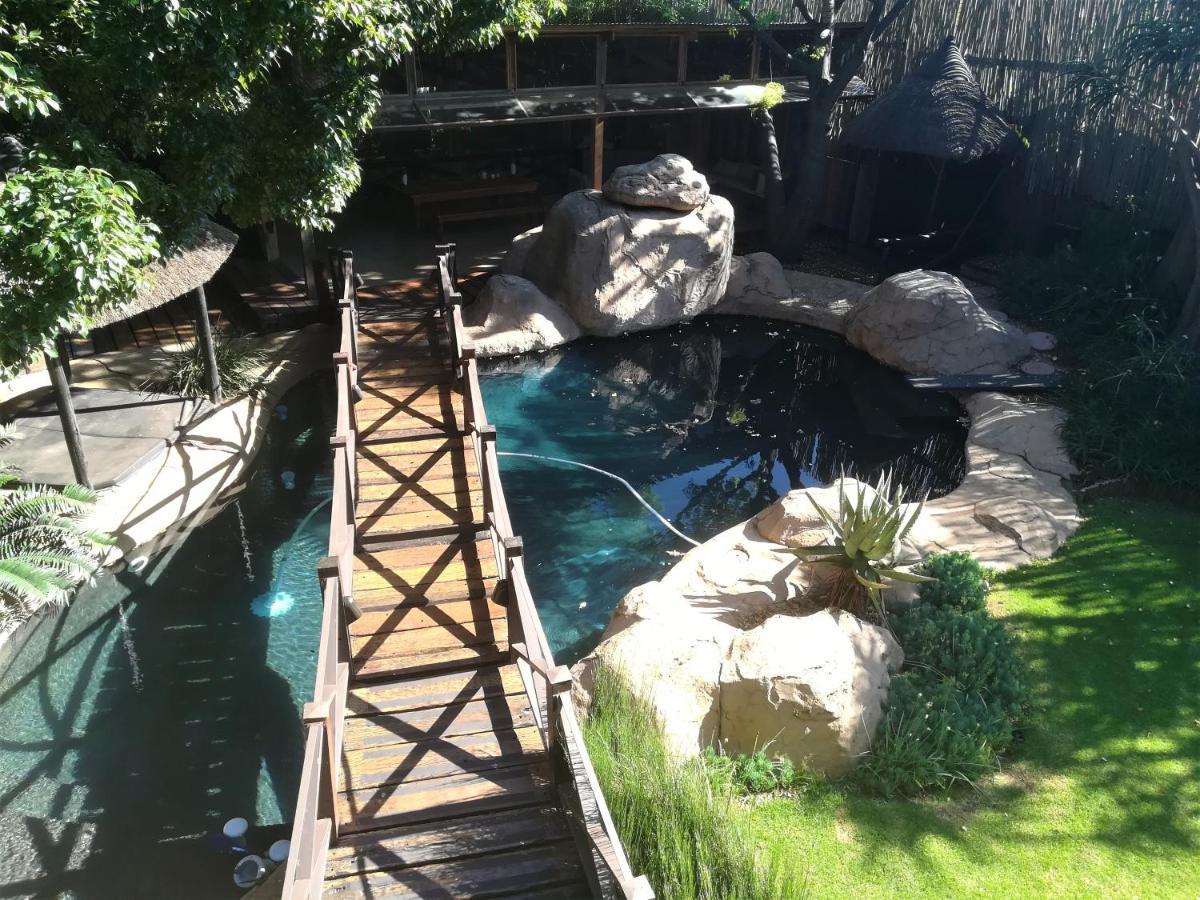 Ikamu'S Lodge Germiston Exteriér fotografie